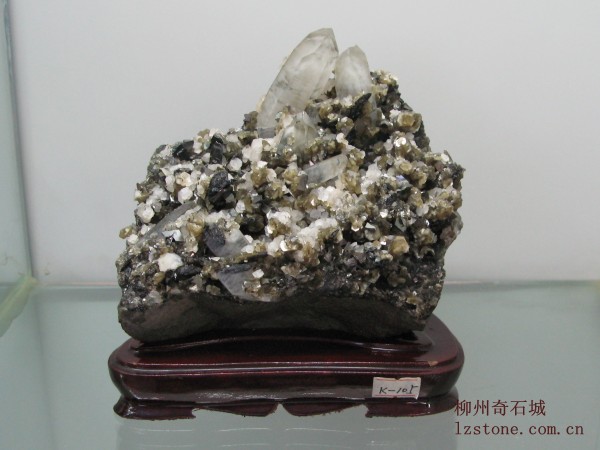 水晶、毒砂、黑钨、方解石 K0105